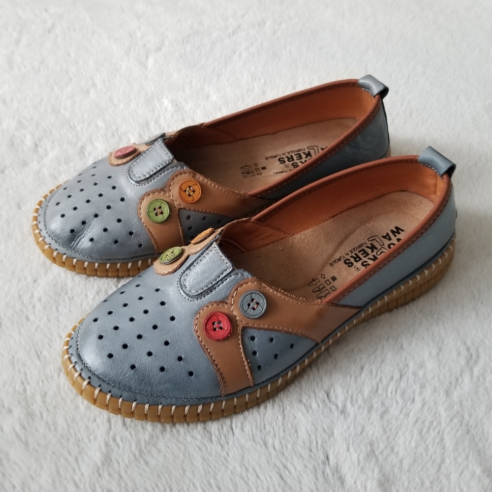 VOLKS WALKERS Button Detail Slip-on Shoe Size 38 EU